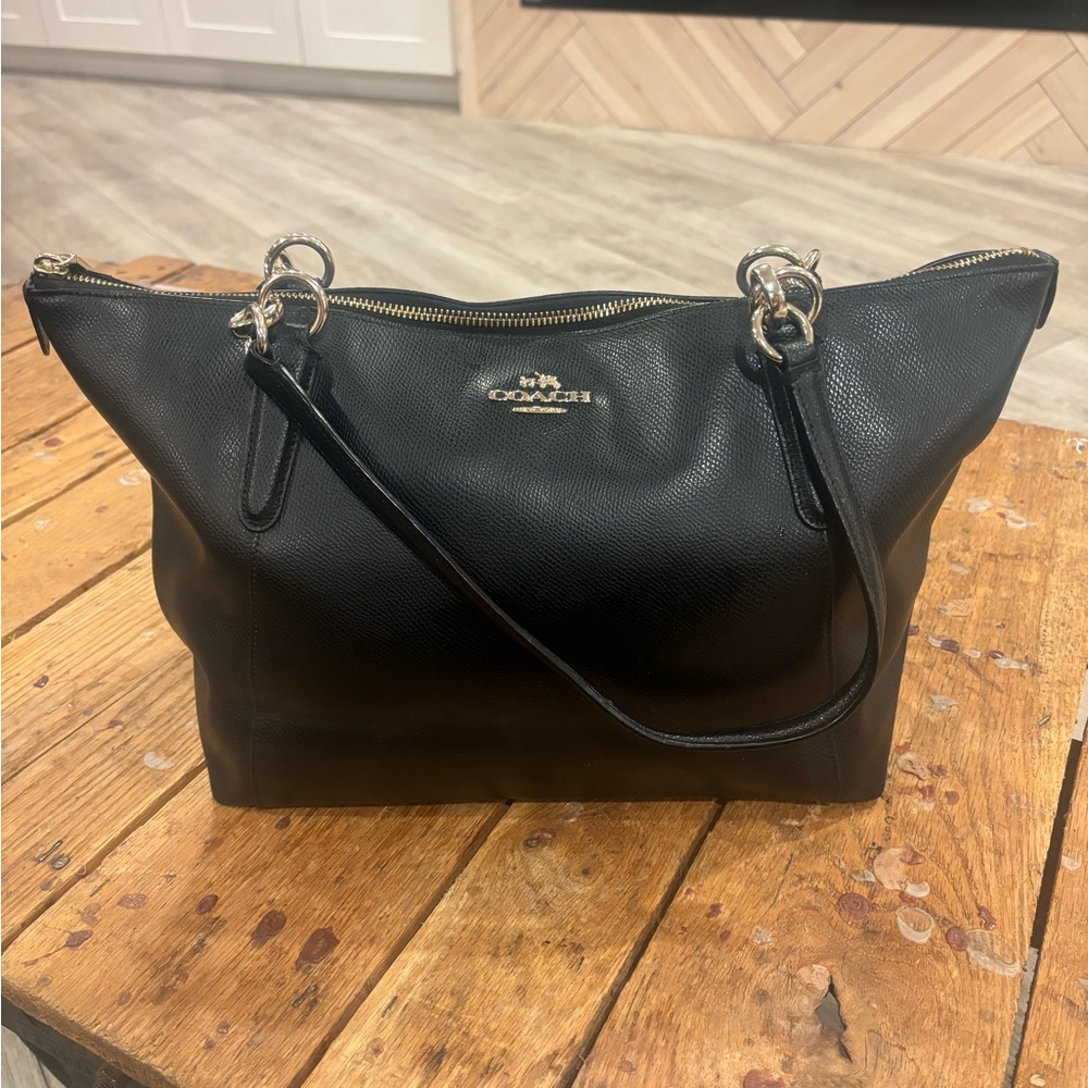 Coach Black Pebbled Leather Tote Bag